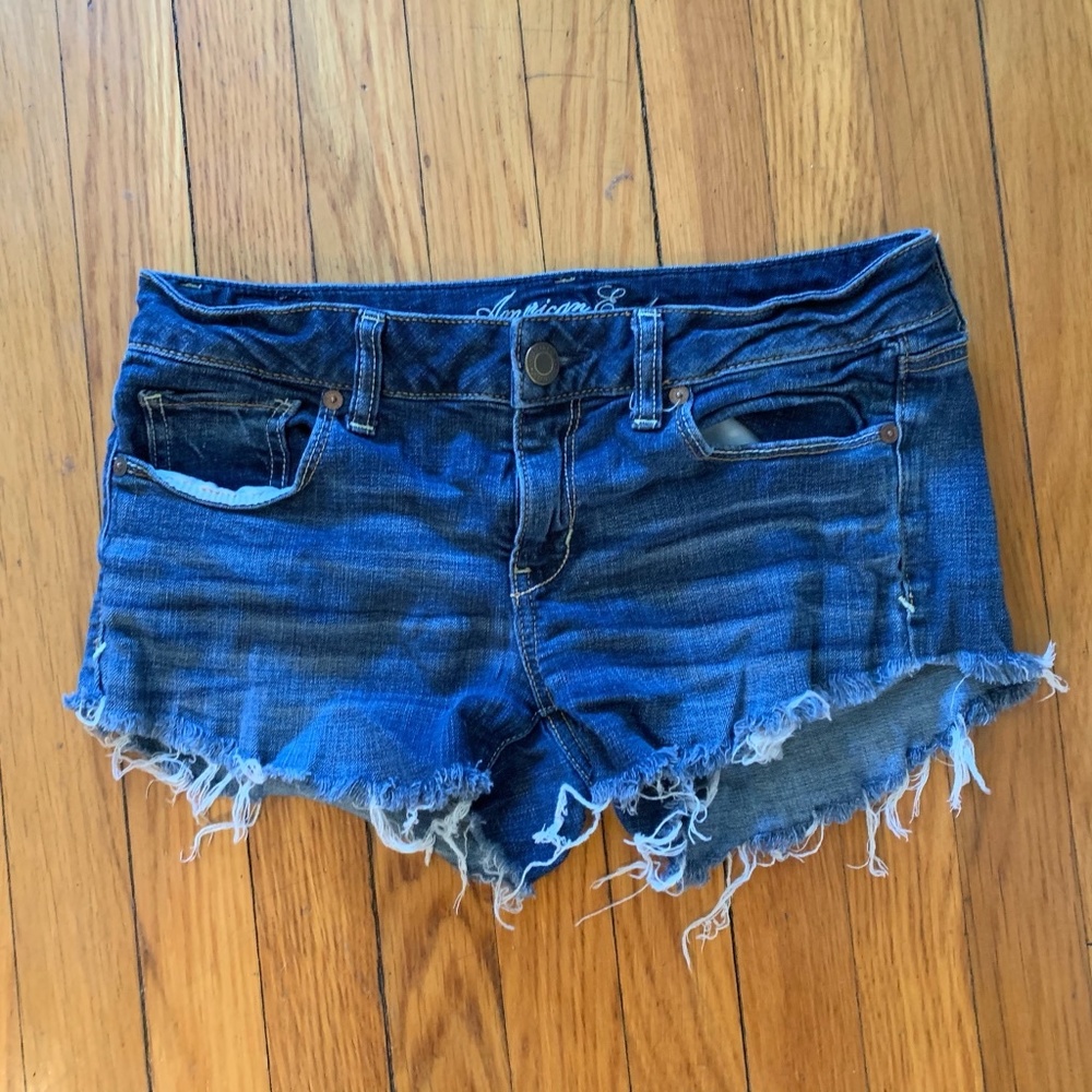 American Eagle Dark Short Shorts Sz 8 Regular